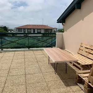  Appartement 50m² Pieds Dans L'eau + 20m² Terrasse- Vue Sur Mer France